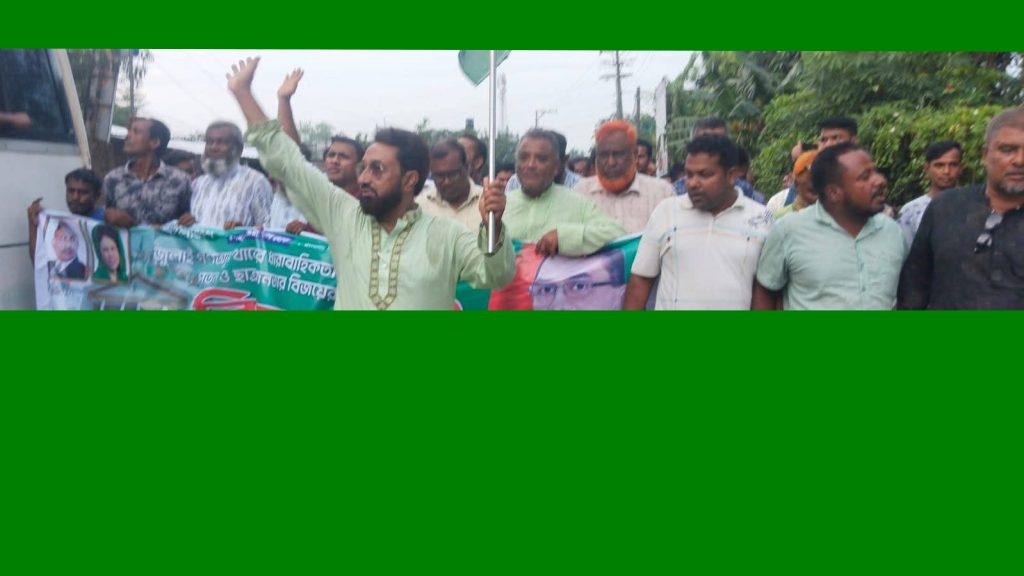 পাঁচবিবিতে জুলাই গণ-অভ্যুত্থানের বর্ষপূর্তিতে আব্দুল গফুর মন্ডলের নেতৃত্বে বিজয় র‍্যালী