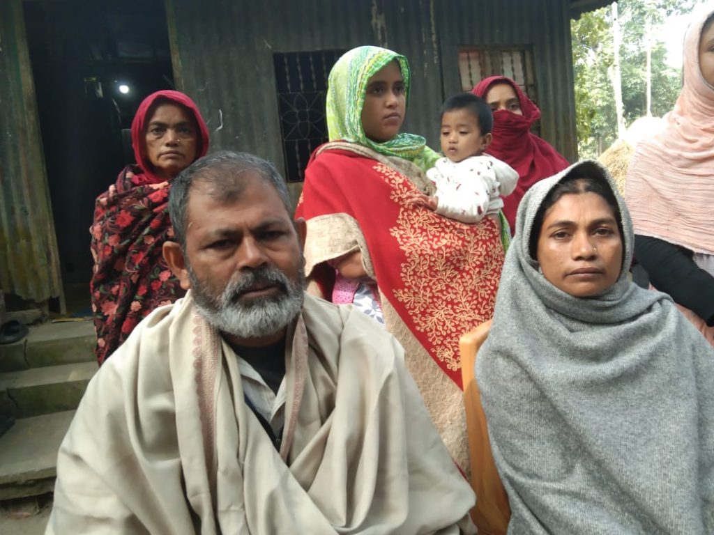 <span>1 / </span>ইতালির স্বপ্নে বিভোর হয়ে ৪০ লাখ টাকা ও সন্তান হারিয়ে নিঃস্ব মাদারীপুরের এক পরিবার