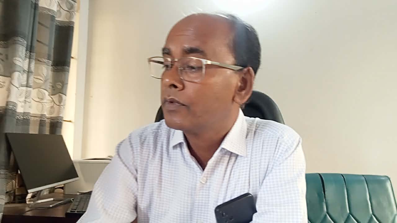 নাগরপুর এলজিইডিতে পত্রিকা প্রবেশে বাধা